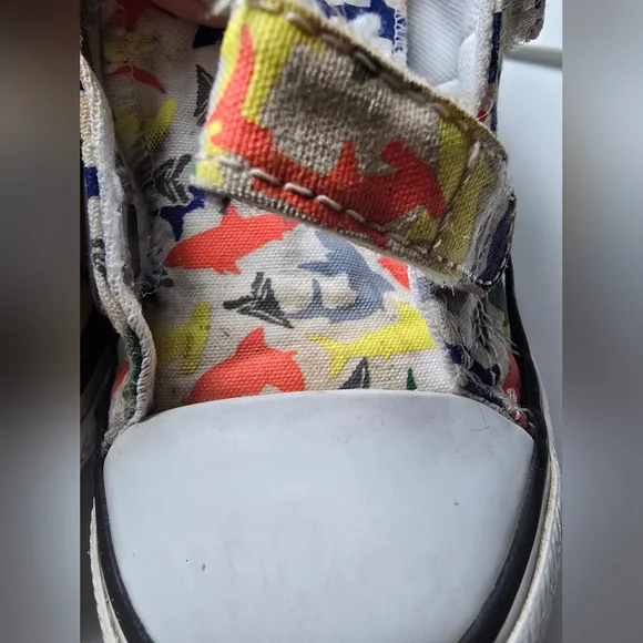 Converse Kids' Colorful Shark Print Sneakers - Picture 6 of 9